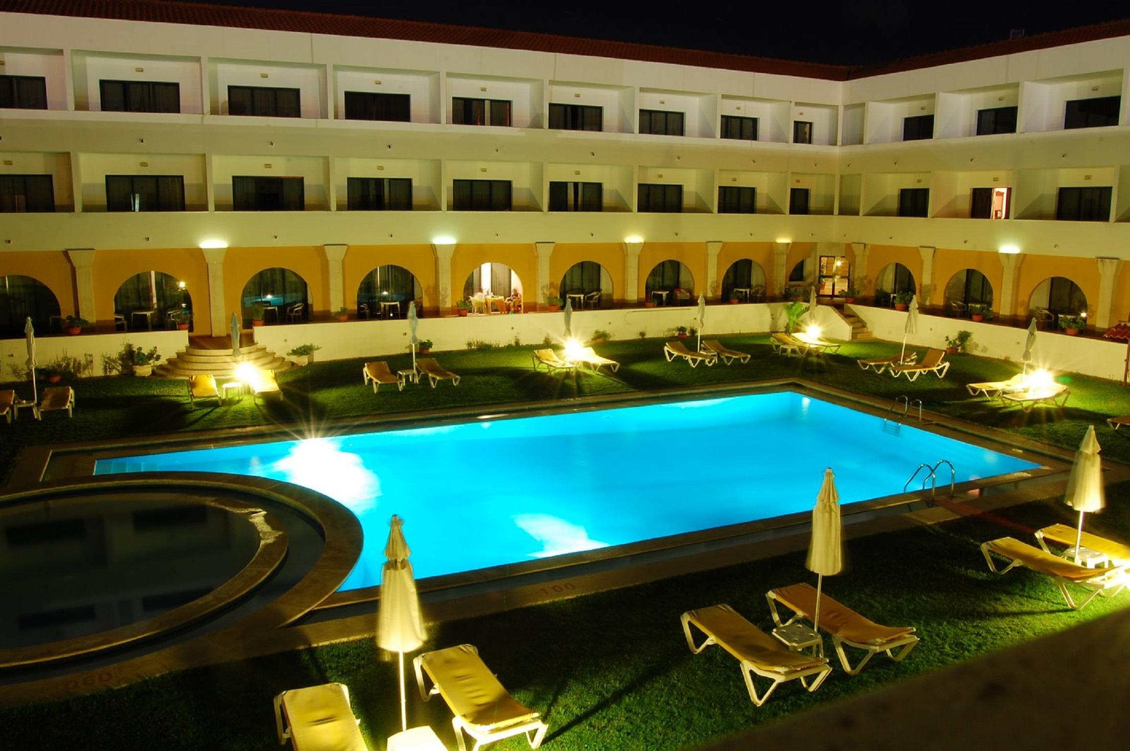Hotel Dom Fernando Évora Dış mekan fotoğraf